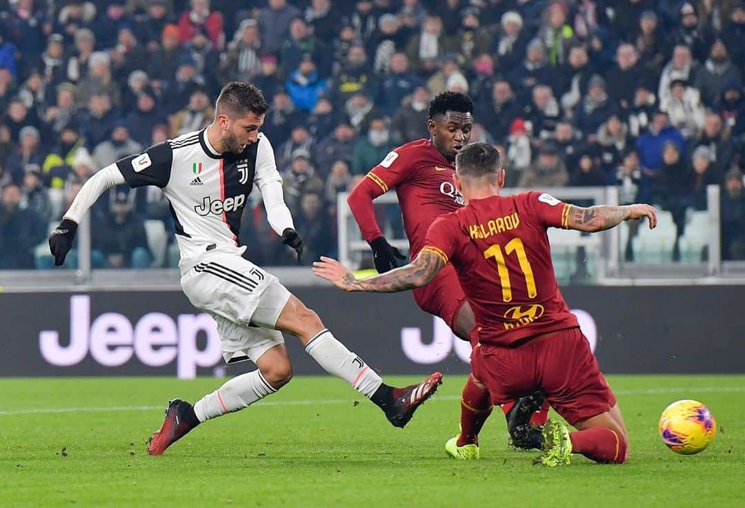 ロドリゴ・ベンタンクールさんのインスタグラム写真 - (ロドリゴ・ベンタンクールInstagram)「Siamo in semifinale! Grande gioia per il mio primo goal all’Allianz Stadium 🏟⚽ #CoppaItalia #JuveRoma #ForzaJuve @juventus  Estamos en semifinales! Una alegría muy grande marcar mi primer gol en el Allianz Stadium 🏟⚽ #CoppaItalia #JuveRoma #ForzaJuve @juventus」1月23日 7時42分 - rodrigo_bentancur