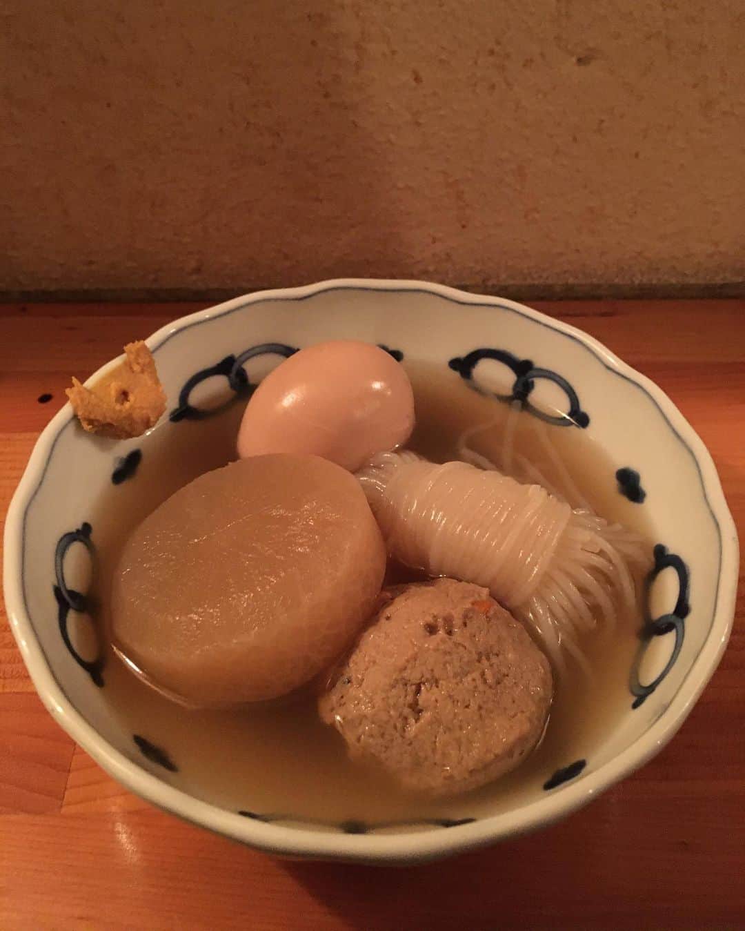 福山理子さんのインスタグラム写真 - (福山理子Instagram)「年末年始は いっぱい食べちゃうよね #呑呑 #沖縄蕎麦」1月22日 23時31分 - rikofukuyama