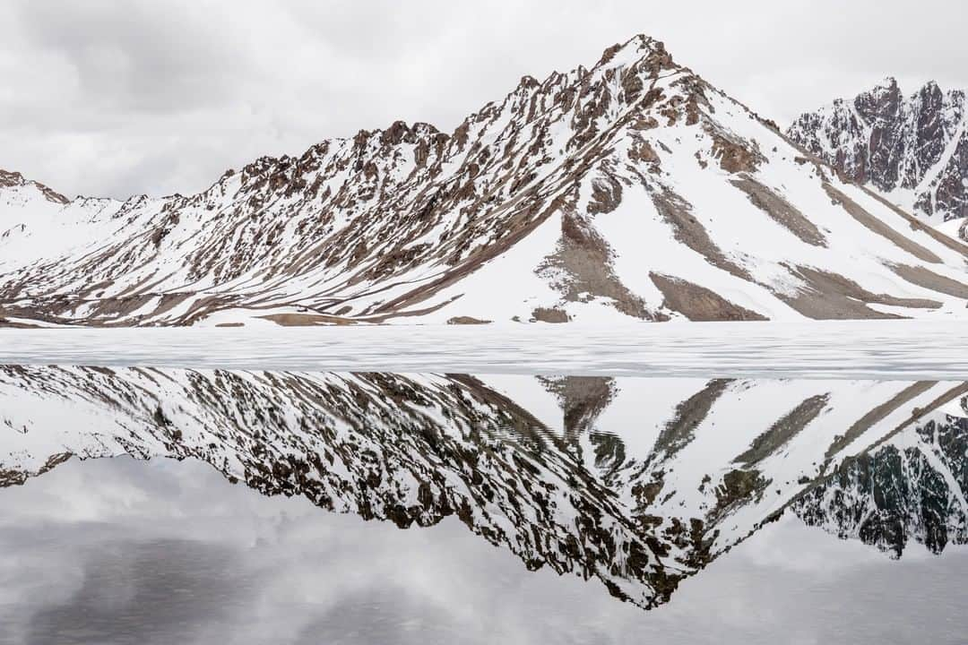 ライカさんのインスタグラム写真 - (ライカInstagram)「Calm at Lake Chapdarkul, Tajikistan shot by @reiner_aichholz on a #LeicaSL  #LeicaCamera #Leica #🔴📷 #Leicagram #TheLeicaLook #LeicaWorld #Leica_Club #LeicaSociety #LeicaPhoto #lfigallery #leicafotografieinternational #welltraveled #exploretocreate #neverstopexploring」1月23日 0時00分 - leica_camera