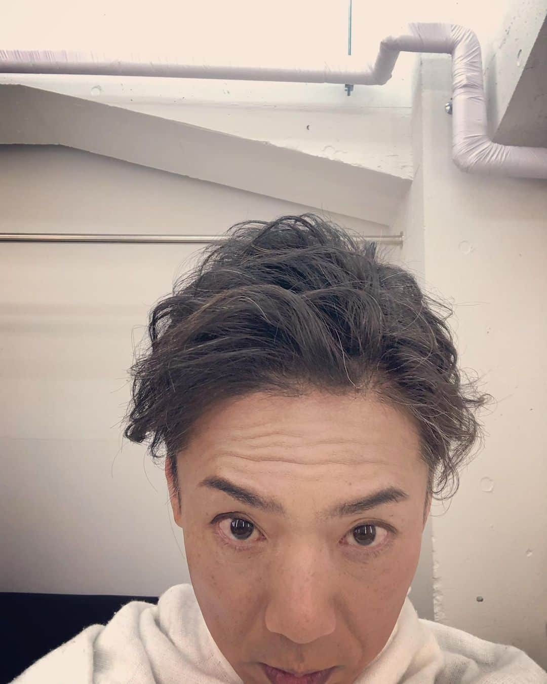 嘉島典俊さんのインスタグラム写真 - (嘉島典俊Instagram)「撮影でした ヘアーメイクさんに していただきました #パーマネント＃嘉島典俊」1月23日 1時37分 - kashima.noritoshi