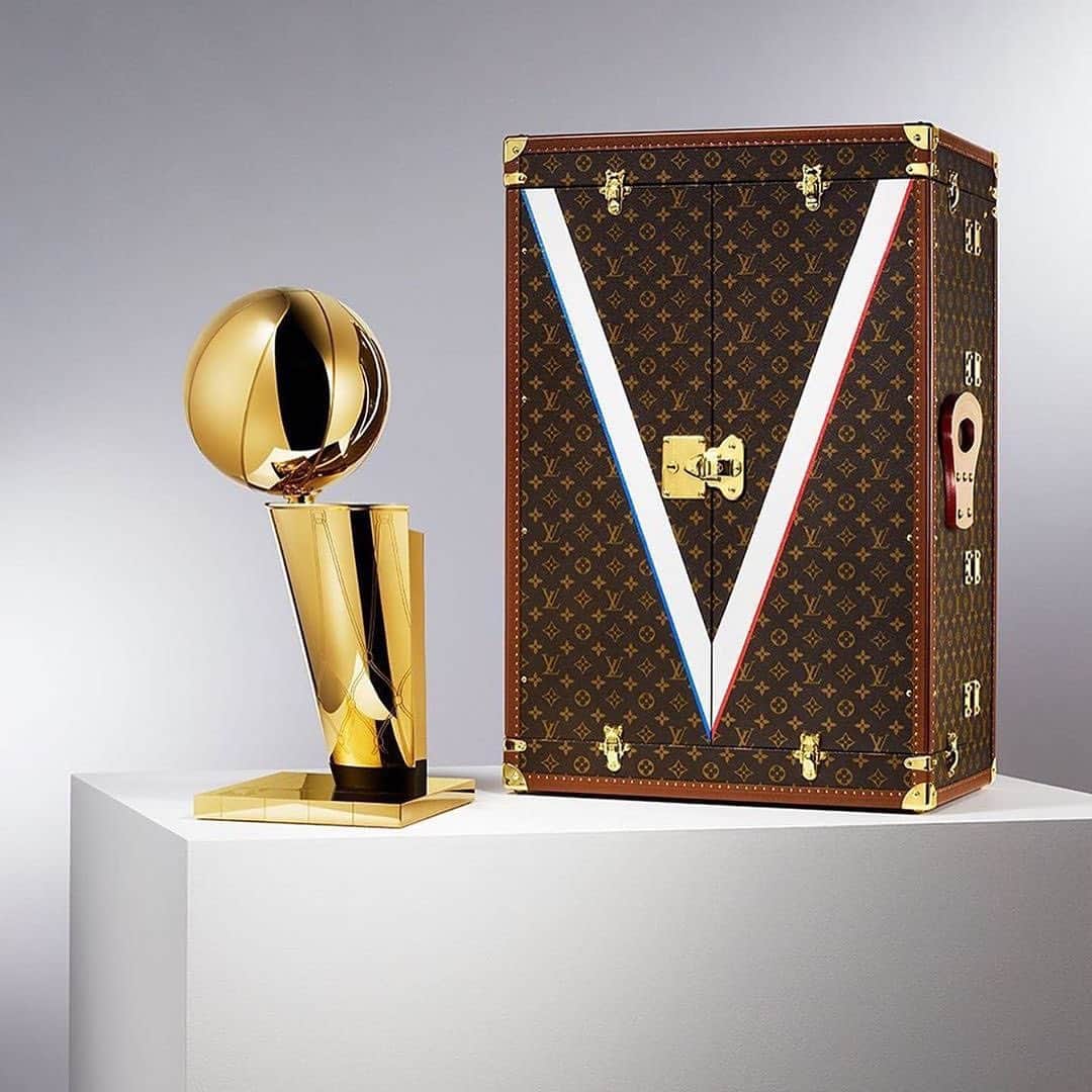 Nice Kicksさんのインスタグラム写真 - (Nice KicksInstagram)「We finally found out what Louis Vuitton and the NBA were up to. h/t: @modernnotoriety」1月23日 1時31分 - nicekicks