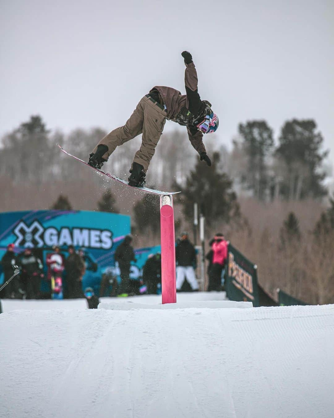 マルクス・クリーブランドさんのインスタグラム写真 - (マルクス・クリーブランドInstagram)「Bs nose blunt from yesterday💆🏼photo: @processfilms | @xgames #snowboarding」1月23日 1時35分 - marcuskleveland