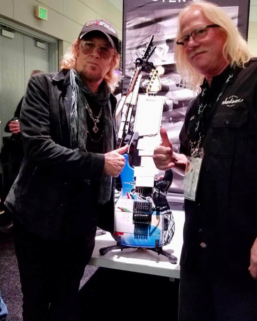 エイドリアン・スミスのインスタグラム：「Cherish my custom #2MinutestoMidnight signature  Thank you “Red” Dave Nichols & Mike Shanon for the #masterbuild, Craig Fraser for the hand painted art work. @officialjacksonguitars」