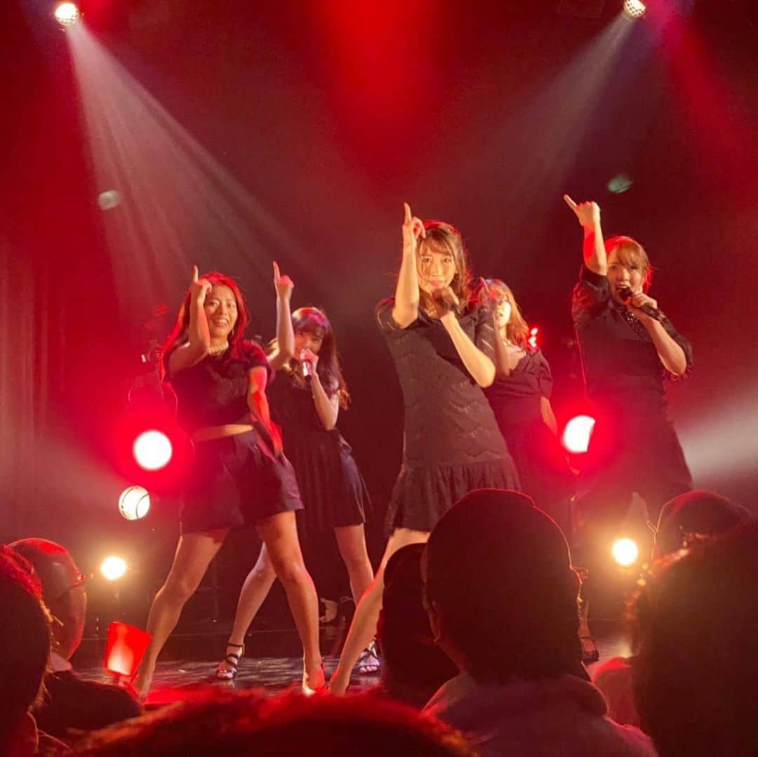 小原春香さんのインスタグラム写真 - (小原春香Instagram)「#R #あーる #LIVE #美魔女 #厄年 #アイドル #大人女子 #大人アイドル」1月23日 2時37分 - koharaharuka