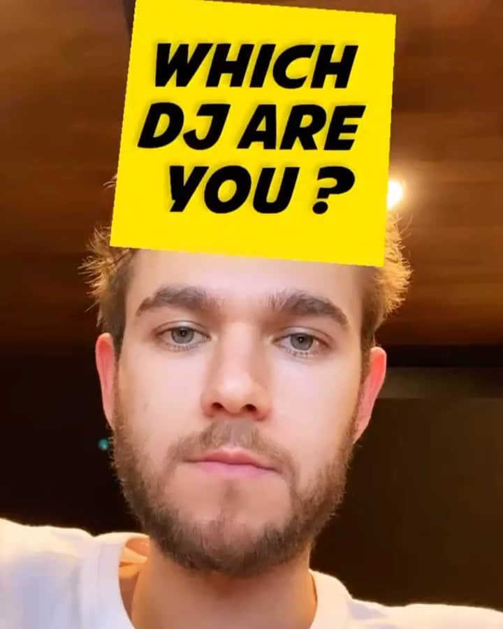 ゼッドのインスタグラム：「🤔」