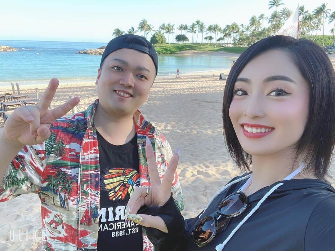 雅まことさんのインスタグラム写真 - (雅まことInstagram)「海が綺麗🌺🏖✨✨✨ あ、そういえば、ハイビスカス🌺 見てないなぁ〜😂😂😂 . . . #キャバ #キャバ嬢 #キャバクラ #キャバ #北新地 #club #caprice #クラブ #カプリス  #ホステス #シャンパン #美女 #美人  #いいね #ニュークラブ #新地 #かわいい  #cool #instagood #follow  #followme #instalike #happy #fun  #nail #beautiful #cute」1月23日 5時43分 - yuu_makoto_