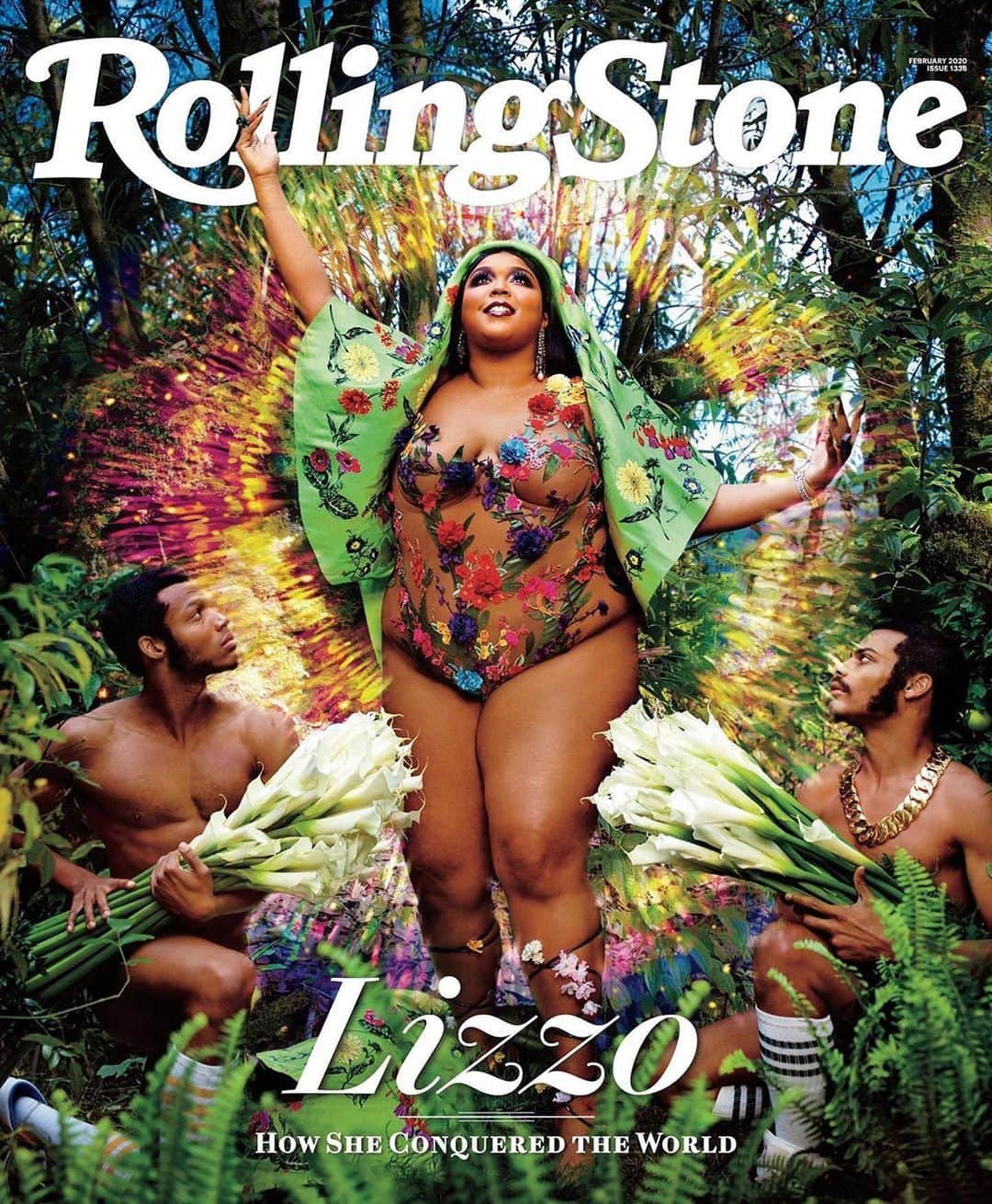 ワーナーミュージック・ジャパン洋楽さんのインスタグラム写真 - (ワーナーミュージック・ジャパン洋楽Instagram)「【Lizzo】 リゾがアメリカの音楽雑誌「Rolling Stone」の表紙を飾りました‼️ ✨ 「自然」というテーマを素敵な世界観で表した撮影になりました🤩🌲 どれもリゾの良さが溢れる良い写真ばかりです😍 ✨ インタビューの一部で彼女はこう話しました： 「私は黒人女性として、自分の経験から生まれた音楽をみんなの為に歌ってるの。。。この音楽を通して私がセルフラブ(自分への愛)を確かめたり、聴いてくれた人が自分に自信を持てればいいな。そして特に届けたいのは黒人女性やふくよかな黒人女性、そして黒人のトランスジェンダーの女性よ。」❤️ #lizzo #rollingstone #cover #magazine #リゾ #ローリングストーン #表紙 #雑誌 #洋楽」1月23日 17時30分 - warnermusicjp_intl