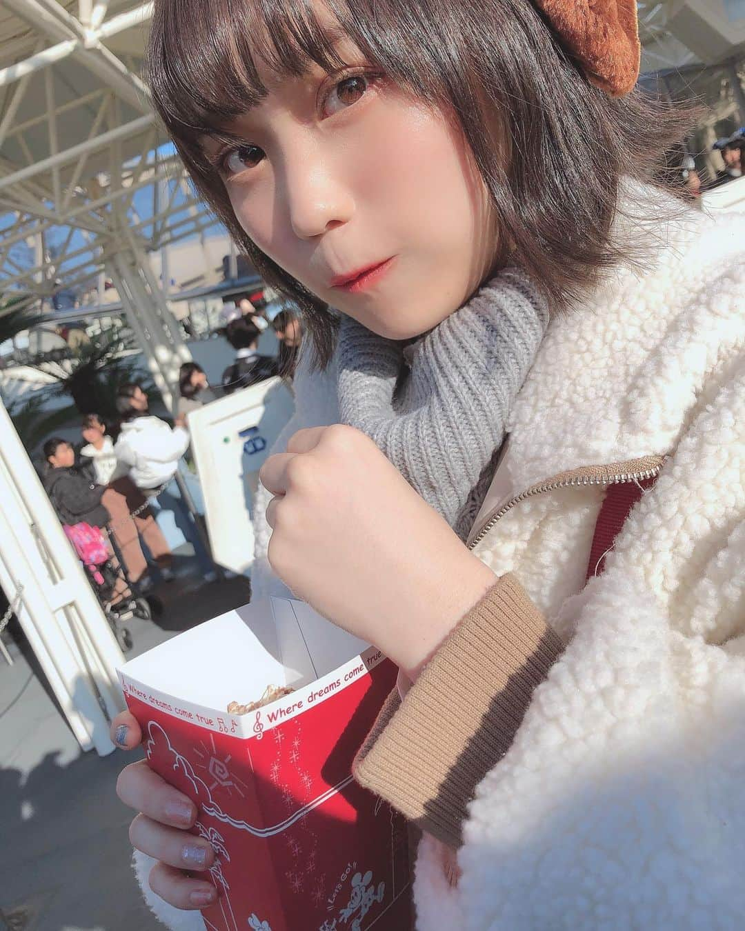 豊永阿紀さんのインスタグラム写真 - (豊永阿紀Instagram)「もぐ🐶」1月23日 17時36分 - aki_t_official