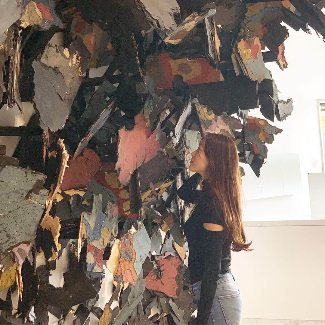 市原佑梨さんのインスタグラム写真 - (市原佑梨Instagram)「空間が異世界に感じたよ🎞#hammermuseum#la#museum#art#現代アート」1月23日 10時33分 - yuri_ichihara