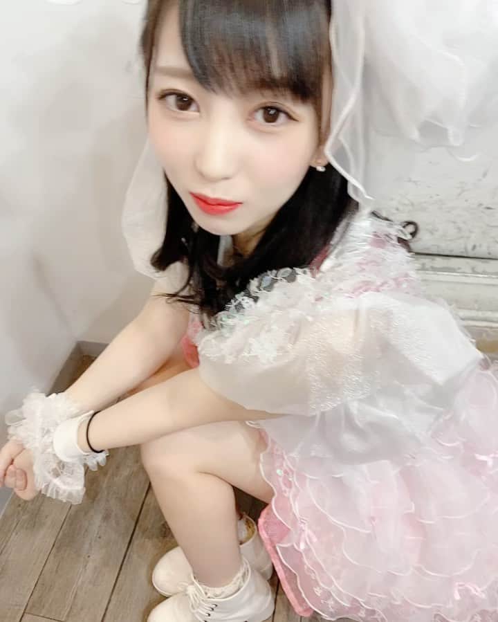 髙木由莉愛のインスタグラム：「画面内に収まってると言われ わらわれました。  #初の動画投稿 #タカキウザカワイイ #動画 #アイドル #japan #ふわふわ #フリフリ #コンパクト #JAPANARIZM」