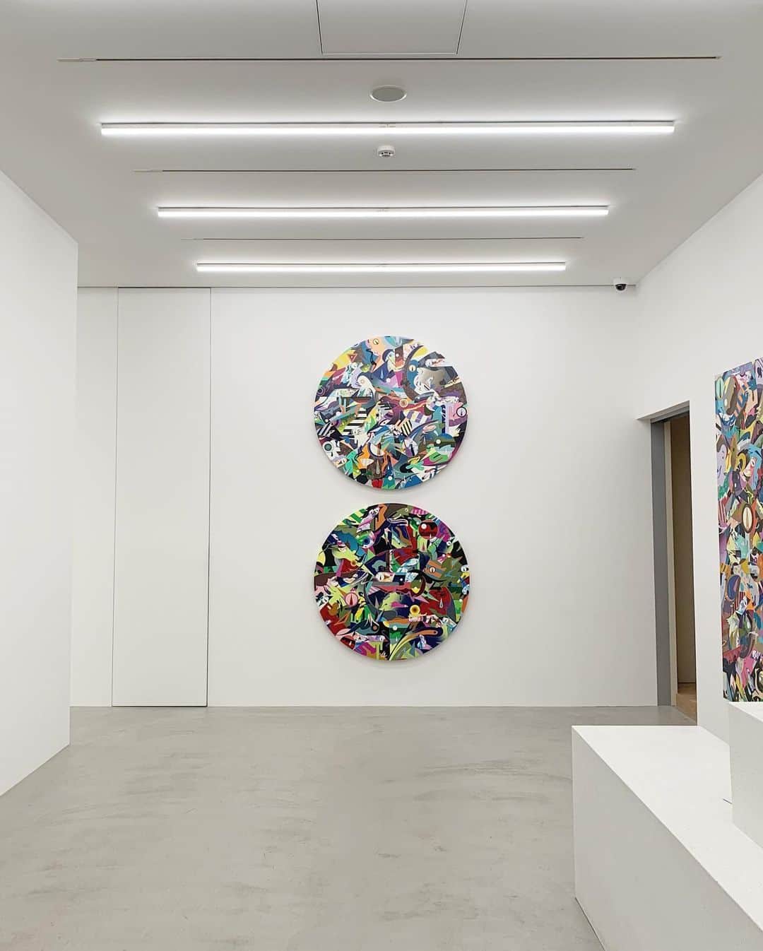 松山智一さんのインスタグラム写真 - (松山智一Instagram)「TOKYO , October 2019 Preview in Tokyo before @wbartdesign West Bund Design and Art fair in Shanghai at @kotaro_nukaga gallery  @kotaro_nukaga11」1月23日 11時06分 - tomokazumatsuyama