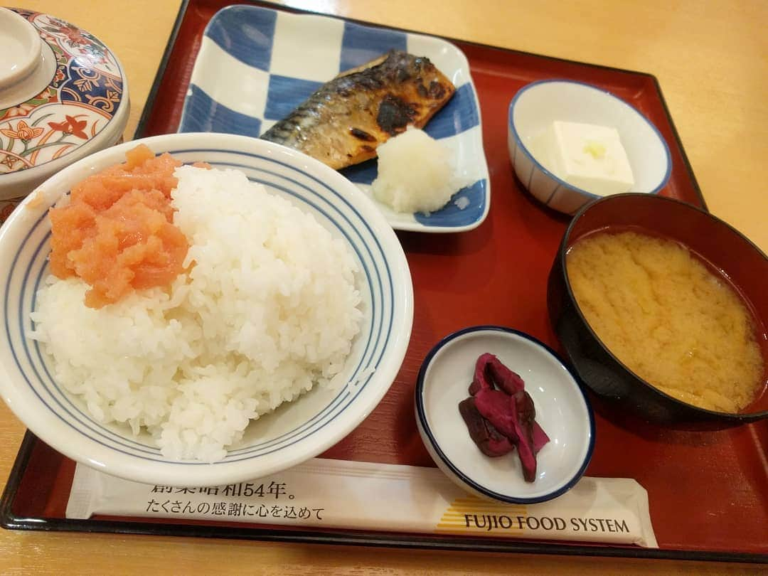 越中睦士さんのインスタグラム写真 - (越中睦士Instagram)「昨日また行っちゃった✧ 明太子食べ放題良いね👍」1月23日 11時43分 - makotokoshinaka