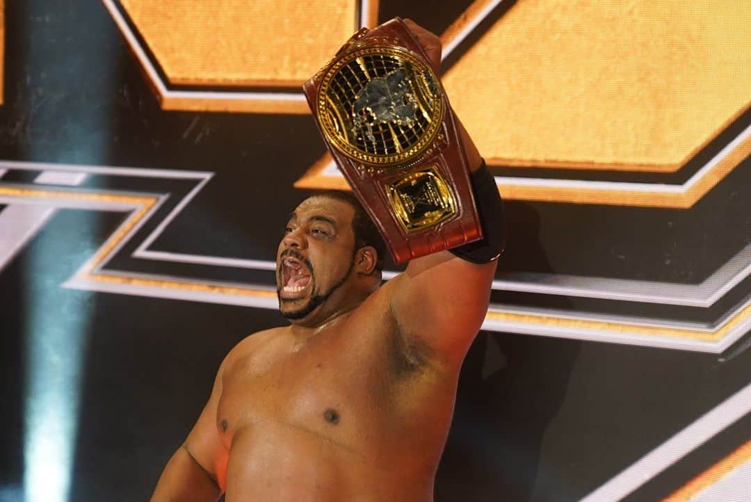 WWEさんのインスタグラム写真 - (WWEInstagram)「#ANDNEW!!! The #UndisputedERA are draped in gold no more! @realkeithlee is your new @wwenxt North American Champion. #WWENXT」1月23日 12時18分 - wwe