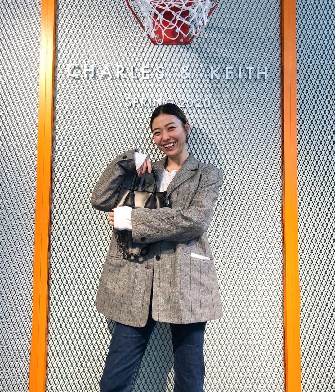 岩崎志保さんのインスタグラム写真 - (岩崎志保Instagram)「@charleskeith_jp Spring 2020 どれも可愛かった〜👜👠」1月23日 13時13分 - shihoiwazaki