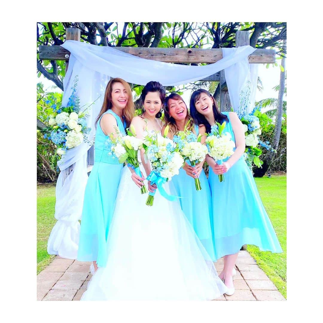 のインスタグラム：「My bridesmaids. * #hawaii #wedding #bridesmaids」