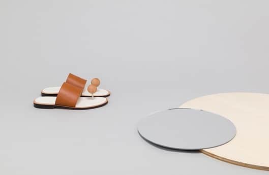 Fashion Headlineのインスタグラム：「_Fot 2020春夏コレクションが到着。シューズとアクセサリーの新作をチェック! 詳細は ☞ @fashionheadlinejpn TOPのURLから」
