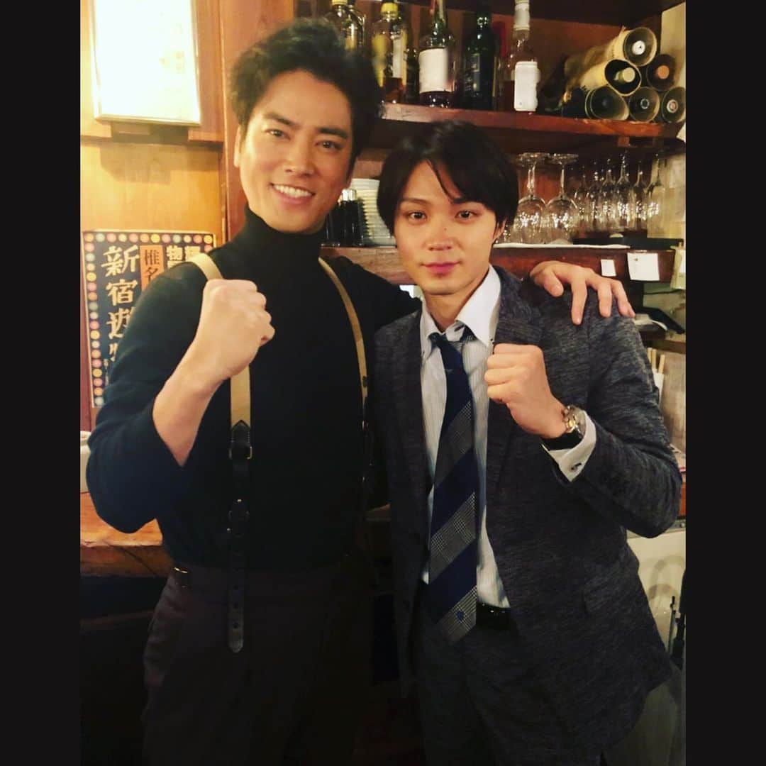 磯村勇斗のインスタグラム：「「ケイジとケンジ」  今夜9時より  第2話放送！  刑事課 仲井戸さん×メグちゃんコンビ📸  友も出演するよ！ なんだか絡みがありそう！  是非観てください!!! #ケイジとケンジ #桐谷健太　さん #稲葉友」