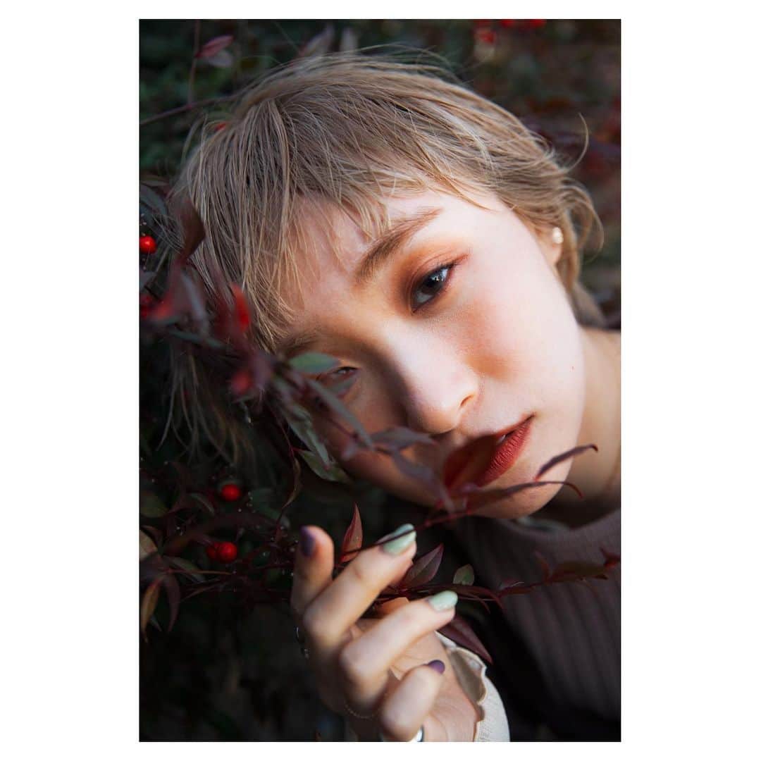Yuta Misumiのインスタグラム：「. 赤い木の実🥀 hairmake @mmk10.23  #myhairdesign #かわいいをすぐそばで #岡崎市美容室」