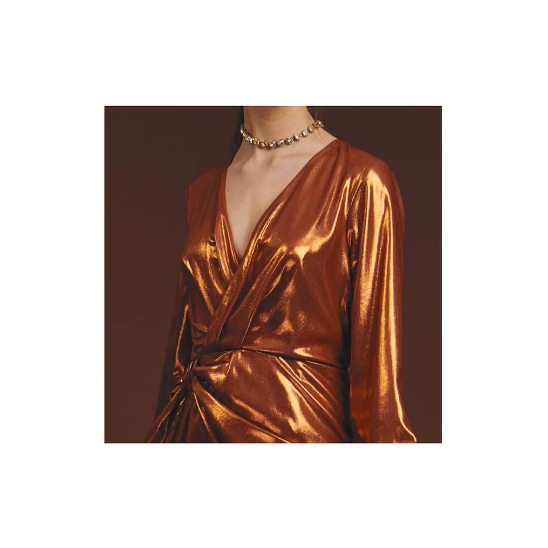 のインスタグラム：「Ready for the disco night?  #beannaritan #annaritan #fw19」