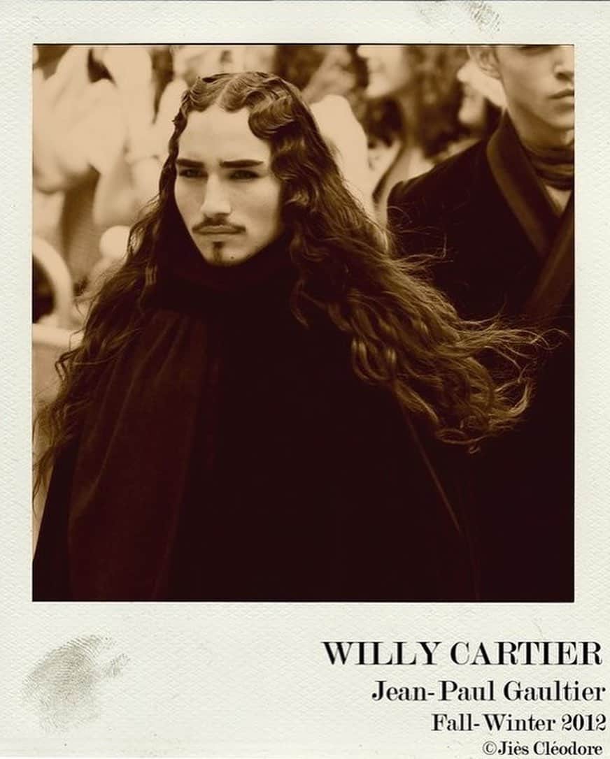 ウィリー・カルティエさんのインスタグラム写真 - (ウィリー・カルティエInstagram)「~ Thank you @jpgaultierofficial for all these haute couture and prêt-à-porter shows ~」1月24日 2時39分 - willycartier