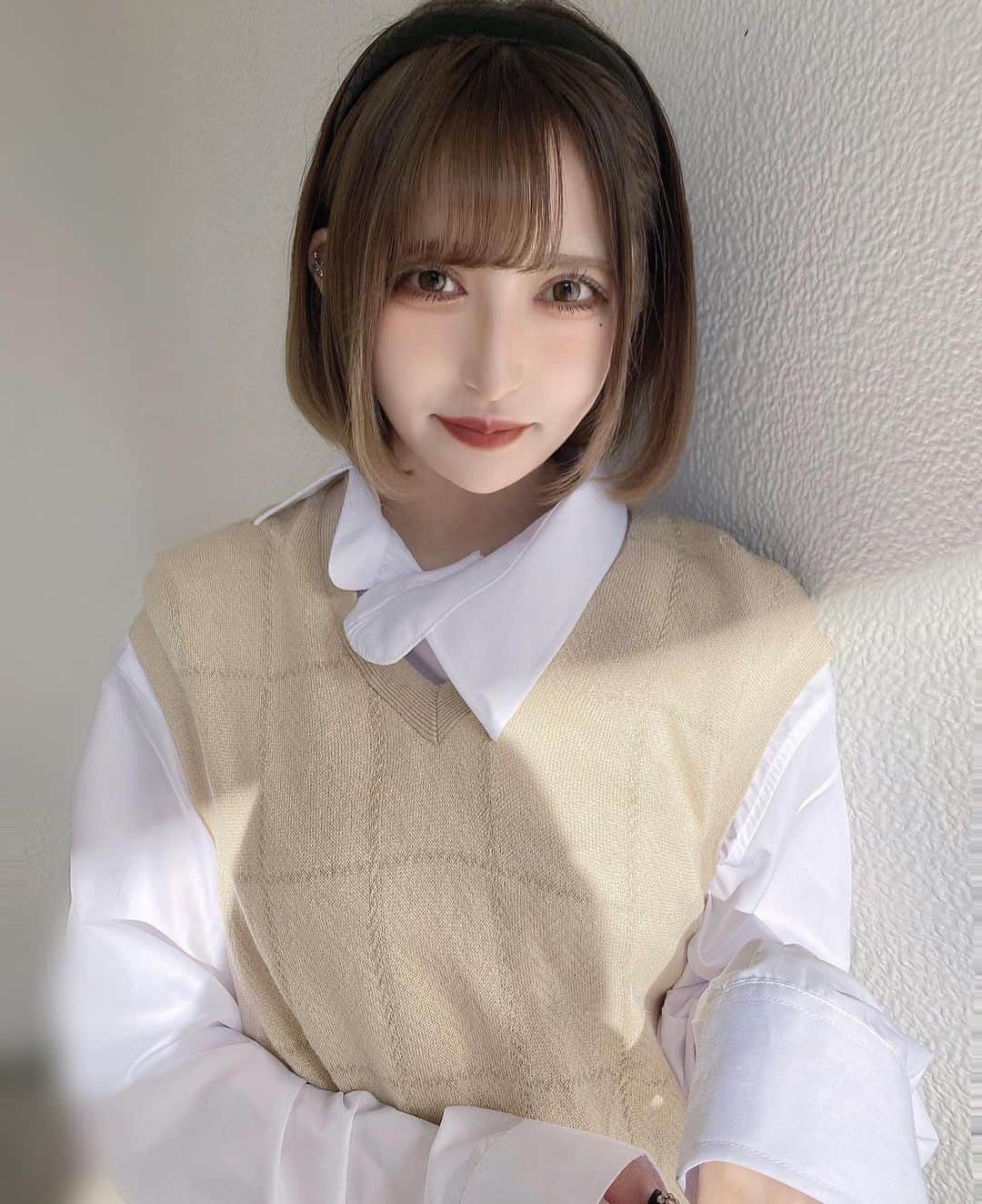 一ノ瀬りとのインスタグラム：「見えにくいけど久しぶりにかちゅーしゃしたからてんしょんあがった( ◠‿◠ )！！」