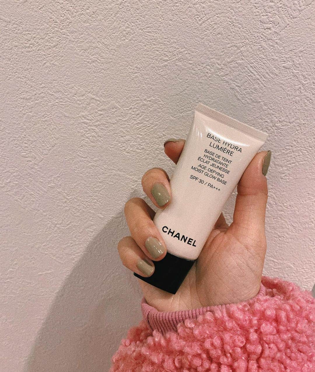 sayocoのインスタグラム：「色々試した中で今一番のbase🧏‍♀️💗 #chanelmakeup  #basehydralumiere」
