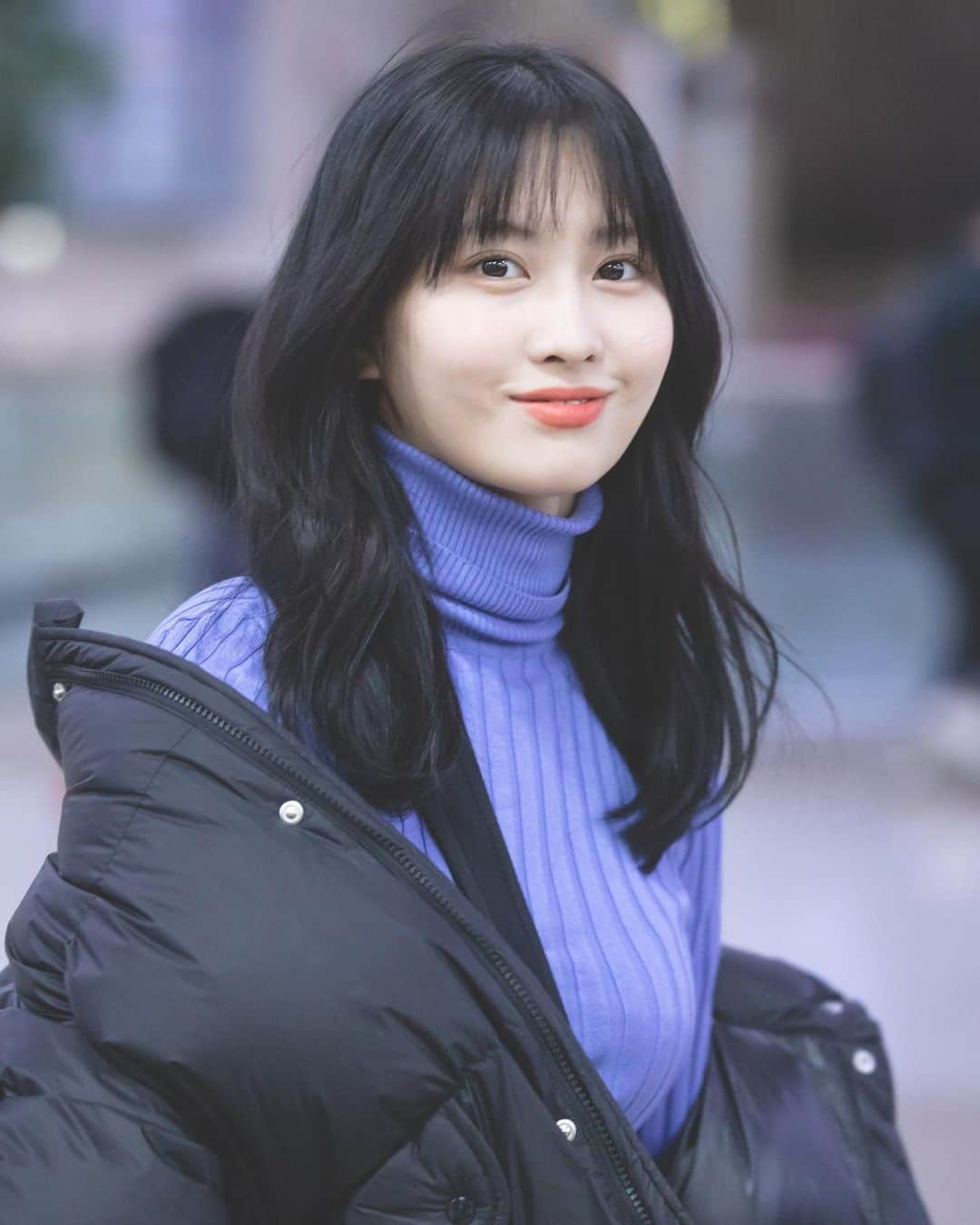 モモさんのインスタグラム写真 - (モモInstagram)「♡ [Fantaken] 191208 - Gimpo Airport back from Japan -  #MOMO #트와이스 #모모 #平井もも #もも #TWICE ©️ mozzi house」1月23日 18時59分 - momojype