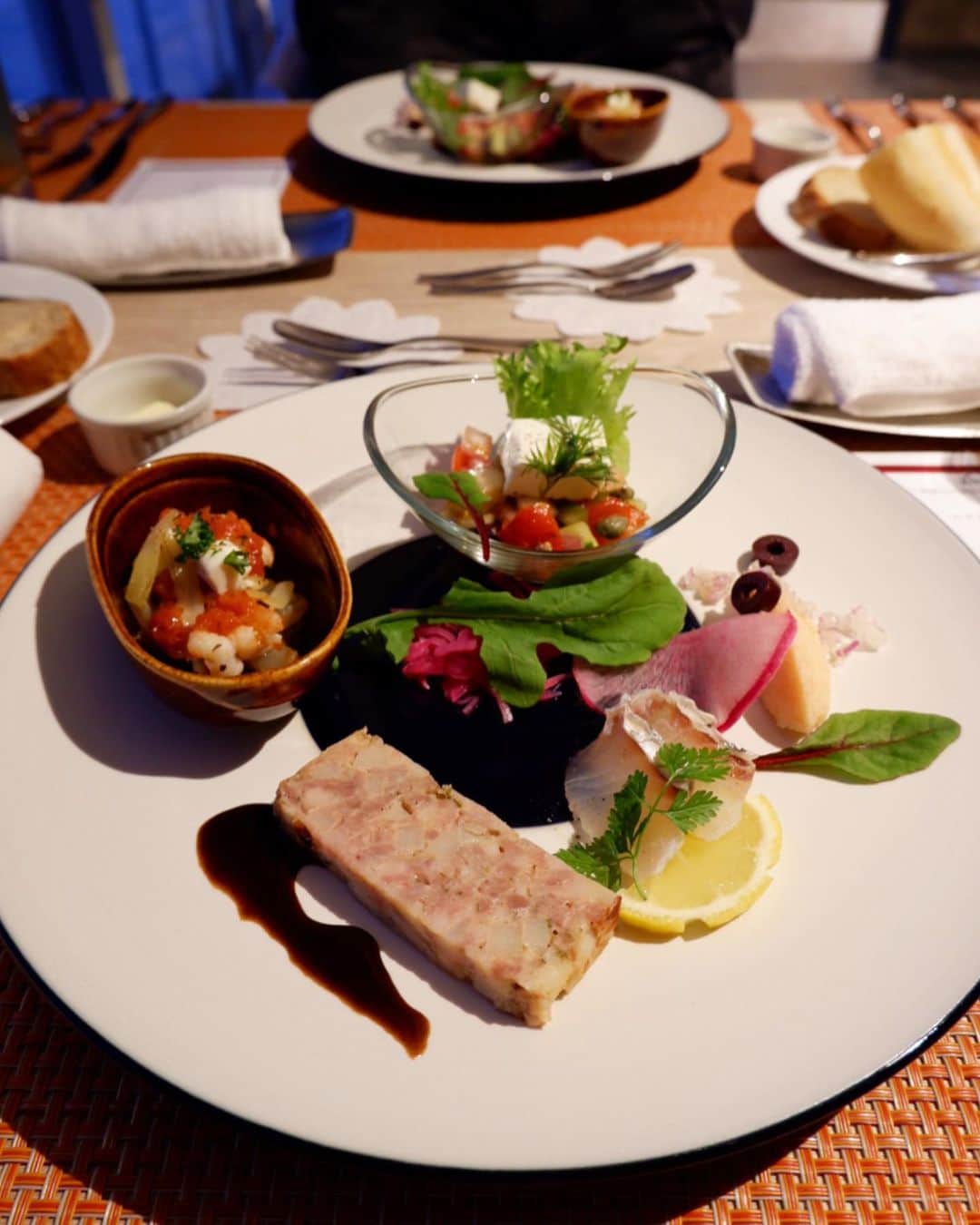 かおしのグルメインスタ