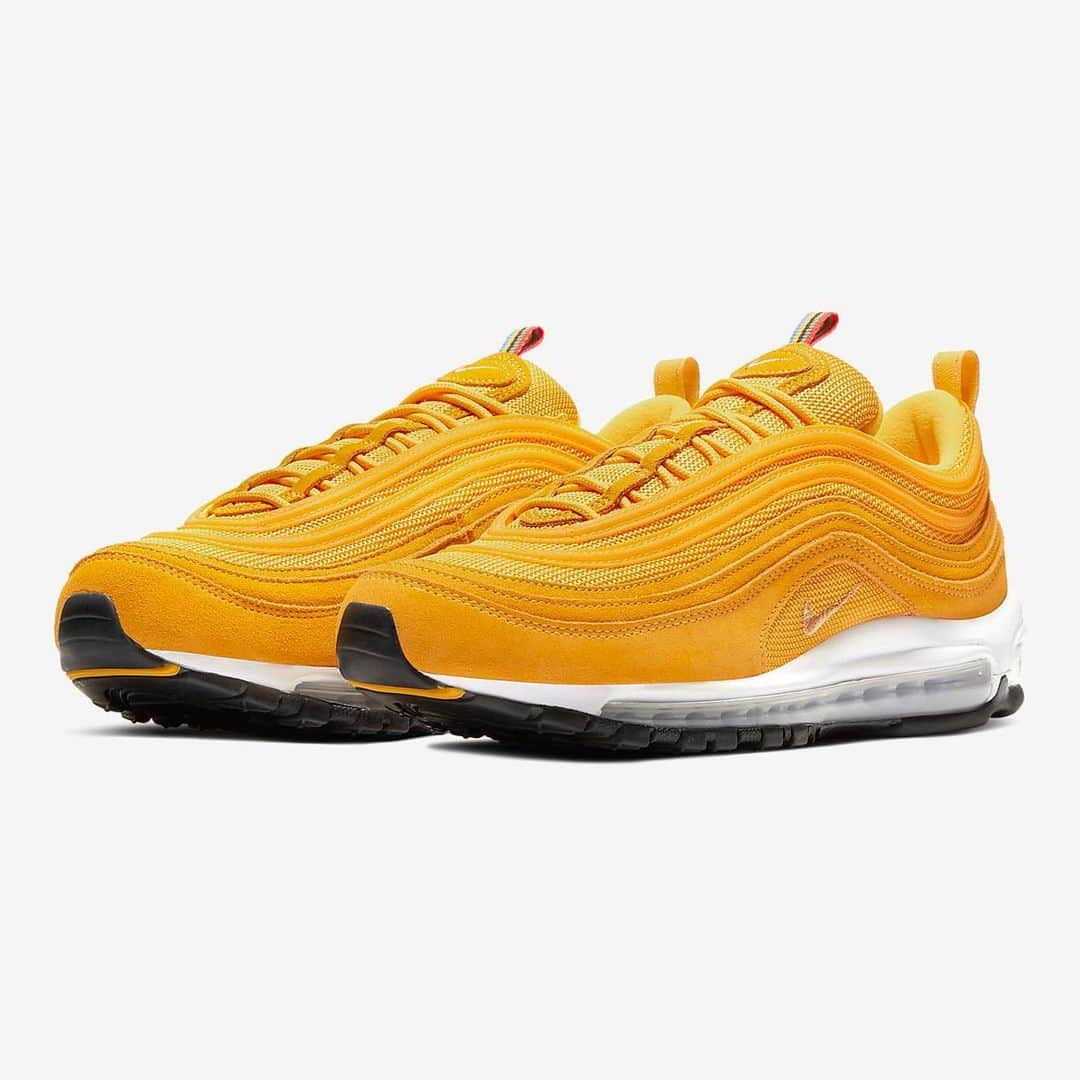 HYPEBEASTさんのインスタグラム写真 - (HYPEBEASTInstagram)「@hypebeastkicks: @nike is gearing up for the #Tokyo2020 games with an Air Max 97 “Olympic Rings” pack. Comprised of “Amarillo,” “Challenge Red,” “Lucky Green,” “Photo Blue” and “Black,” the colorways represents the five rings in the Olympic logo and are a colorful homage to international athletic competition. They’re available now at the Nike webstore for $170 USD each.⁠⠀ Photo: Nike」1月23日 20時51分 - hypebeast
