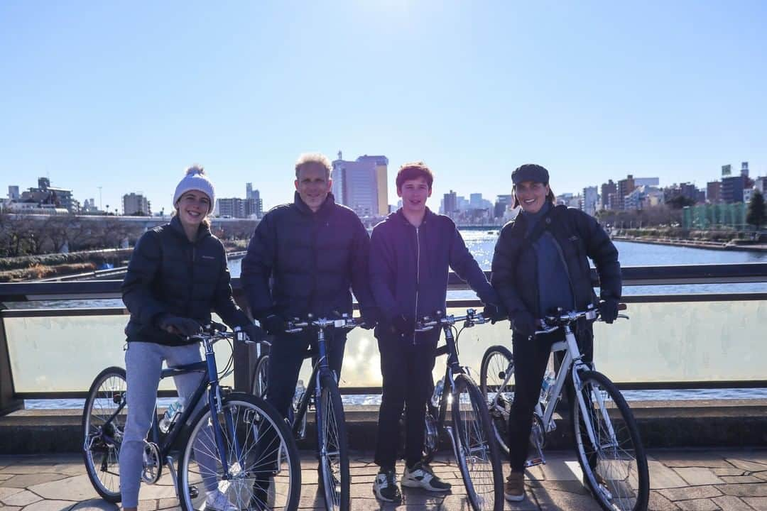 MagicalTripのインスタグラム：「Hello! This is Magical Trip @magicaltripcom. Let us introduce the experiences we are offering in Japan 🇯🇵 Now we are in Tokyo. Let us introduce more tours we have!! 【3-Hour Tokyo Good Old Bike Tour - Cycling to the Old towns】 “Cycling your way through the neighborhoods of Asakusa, Skytree and Ueno area” ①Visit Senso-ji temple and learn how to worship ②Total distance is 12km. Suitable for all riders ③Water and bike insurance are included, so you come to the tour empty-handed 【Comments from the tour creator】 On this tour, we'll take a pedal through some of the Tokyo's old and historical towns and neighborhoods of Asakusa, Ueno, and Akihabara. Aboard a hybrid cycle on this 3 hour sightseeing tour by bike and pass through beautiful rivers, parks, backstreets and temples in Tokyo. You'll come away with lasting memories, new discoveries, and magical photos. 【Reviews】 “Want to see the most, get this bike tours” “An interesting experience, that you wouldn't be able to do without local knowledge” “He was able to show us around the Asakusa area that are less crowded by other tourists.” If you are interested, please check out the tour from the link in the bio! @magicaltripcom  #magicaltrip #magicaltripcom #walkwithlocals #traveldeeper #localguide #localguides #japantravel #japantrip #japanbeauty #japannature #japantour #tokyo #tokyotour #tokyotrip #barhopping #tokyofood #tokyonature #tokyolocal #tokyogram #cycling #asakusa #sensojitemple #skytree #skytreetokyo #ueno #uenopark #akihabara #biketour #oldtown #oldtownroad」