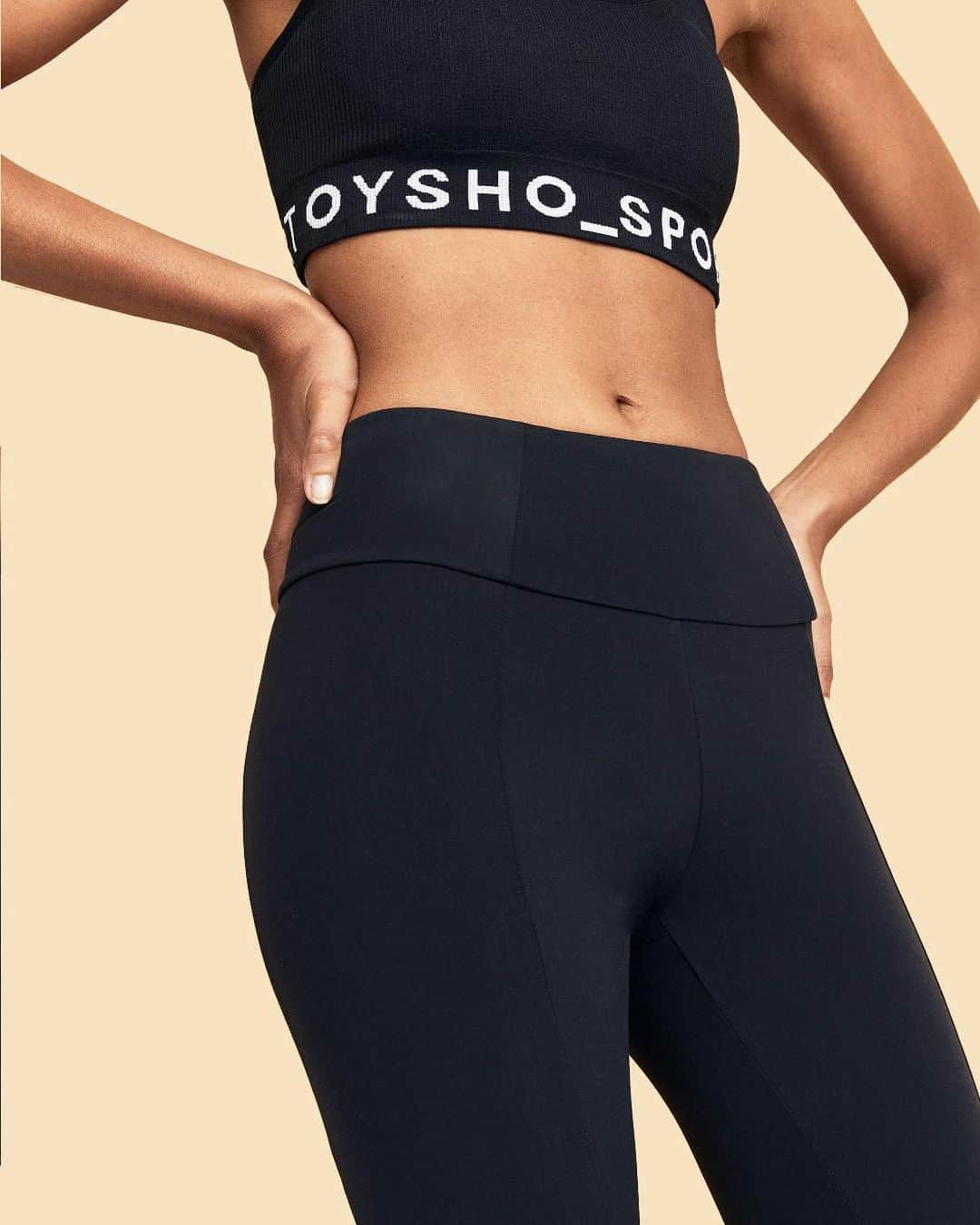 OYSHO - WARM EVIDENCE ⚠️ THE NEW Oysho_Sport LEGGINGS. This winter  essential has been designed to keep you dry and comfortable (*a secret  thing: they have a special warm touch interior). Shop