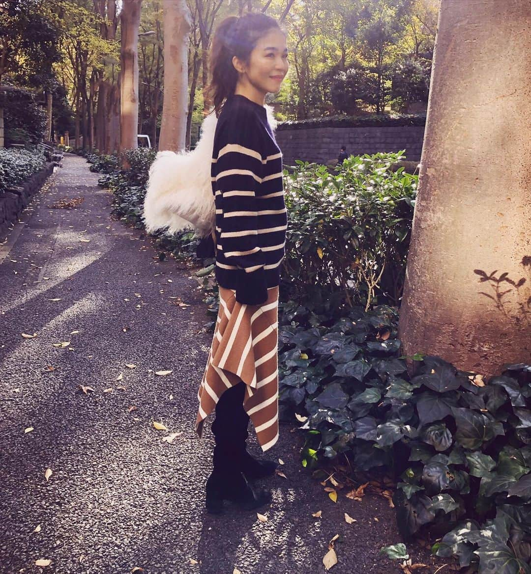 辻直子さんのインスタグラム写真 - (辻直子Instagram)「#matching#tbt#navy#camel#⇄ #セットアップばかり#たくさん買いました#いろんな #晴れの日☀️#すきです」1月23日 21時38分 - naoko.ts