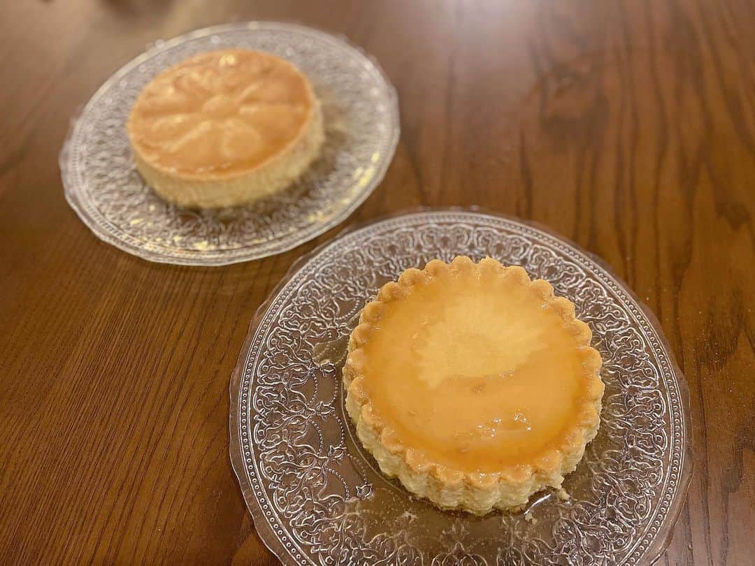 若井久美子のインスタグラム：「イタリアンプリン🍮 普通のプリンと大きく違うのはマスカルポーネチーズを使っていること🧀低脂肪乳とラカントシュガーでヘルシーに🍴  #イタリアンプリン #お菓子作り  #再開しました」