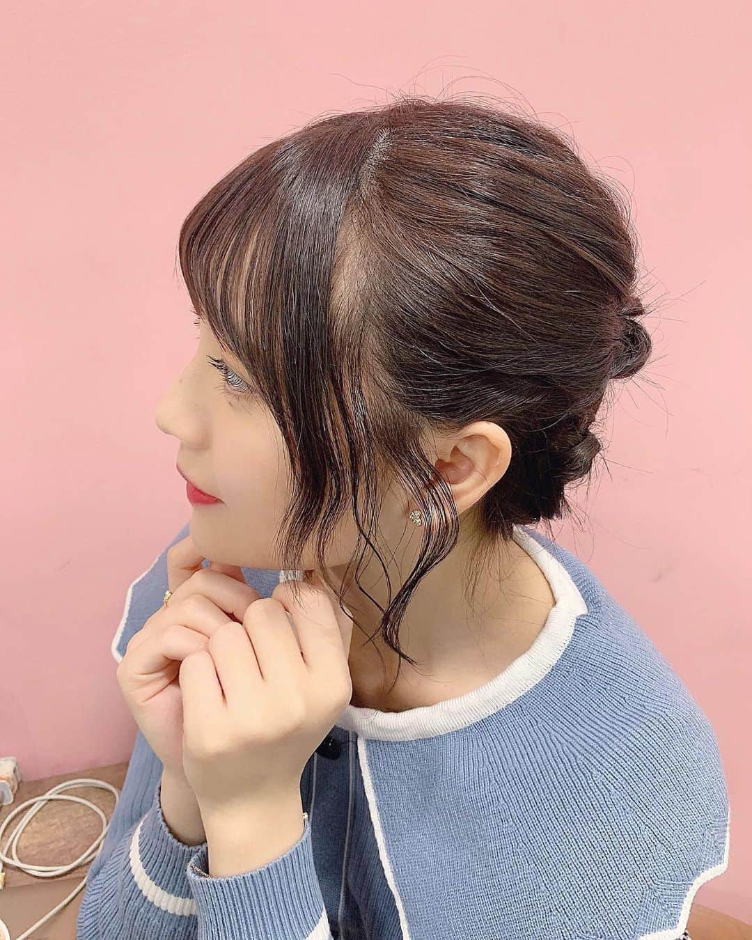 廣川奈々聖さんのインスタグラム写真 - (廣川奈々聖Instagram)「．かわいいヘアアレンジしてもらった日🤭💭💗﻿ ﻿この日、まつ毛の調子よかったな…… ﻿ .﻿ .﻿ .﻿ .﻿ ﻿ #ヘアアレンジ#アップスタイル#まとめ髪#暗髪#おくれ毛アレンジ#hairarrange」1月23日 23時07分 - nanaseven7_u_u