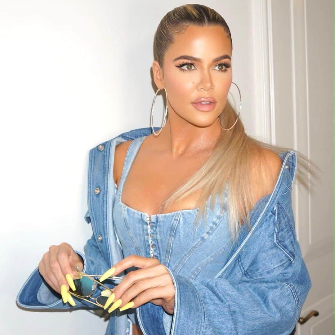 クロエ・カーダシアンさんのインスタグラム写真 - (クロエ・カーダシアンInstagram)「Denim Doll」1月23日 23時57分 - khloekardashian