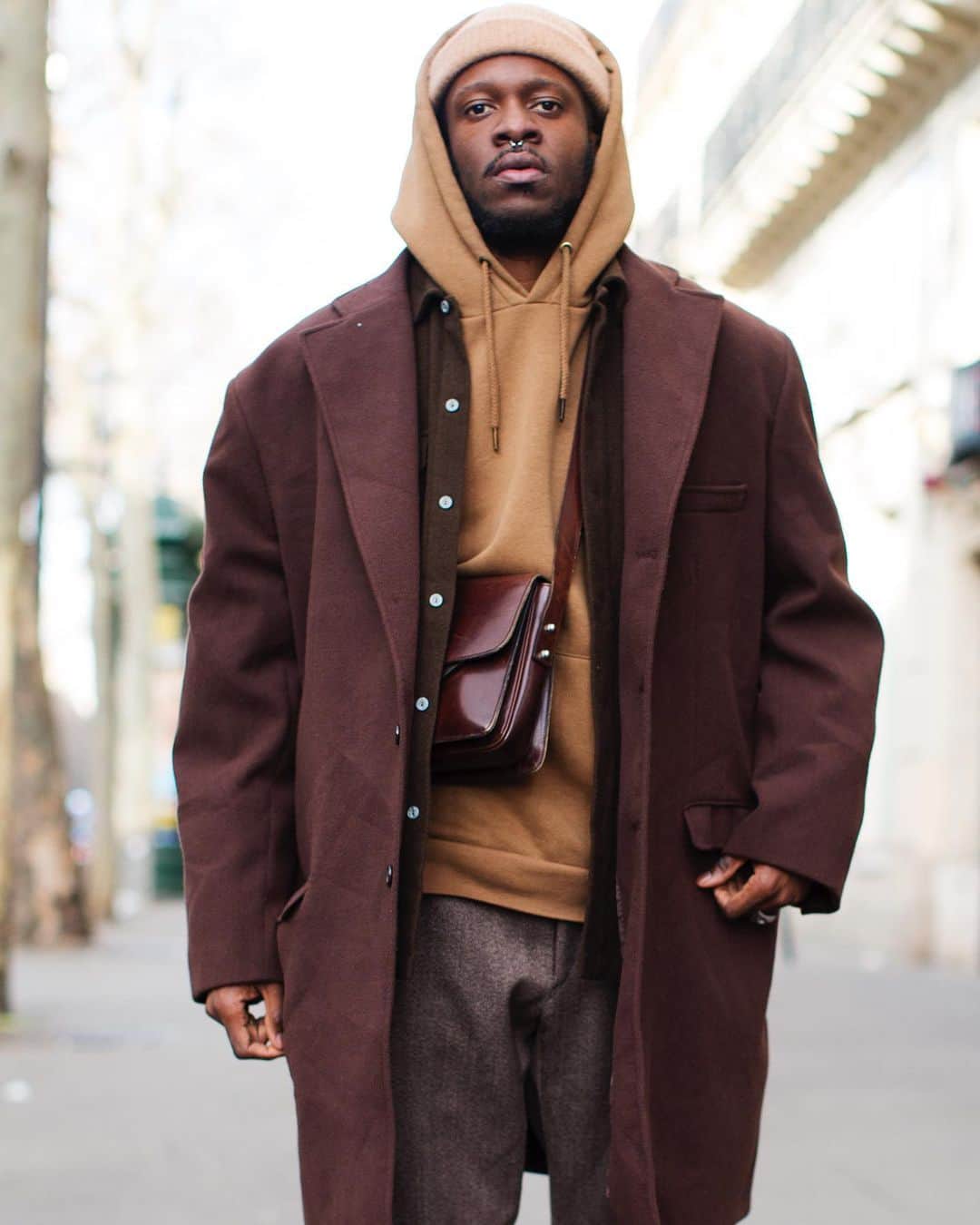 スコット・シューマンのインスタグラム：「The transportation strikes in Paris meant a lot of walking for me between men’s fashion shows.  Luckily I kept finding thoughtfully dressed men like this along the way! Paris」