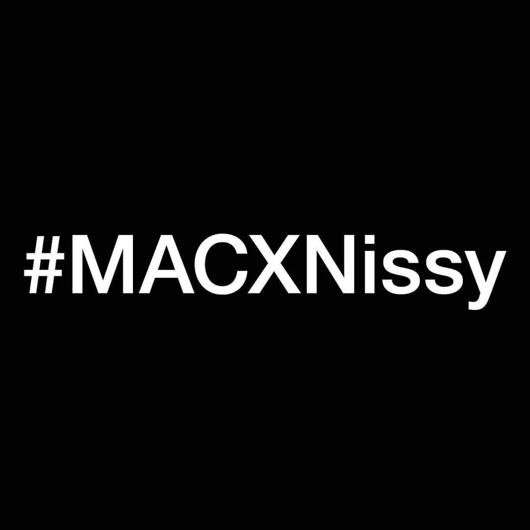 M∙A∙C Cosmetics Japanのインスタグラム：「ㅤ 2月4日はNissyの日！ Nissyの日を記念して、2月4日(火)限定で 全国のM・A・C店舗にて、 #MACXNissy コラボステッカーをプレゼント🎁 ㅤ 【お渡し条件】 <STEP 1> M・A・C日本公式インスタグラムまたは、 ツイッターの※2月3日(月)12時24分の投稿*をリグラムまたはリツイート(再投稿のこと) *インスタグラムで投稿される際は #MACXNissy を入れて下さい <STEP 2> 2月4日(火)にM･A･C店舗にて、リグラムまたはリツイート画面を提示 (2月3日18時時点 修正)﻿ ※お好きなM･A･C製品のタッチアップ(お試し)はお渡しの必須条件ではなくなりました※﻿ ㅤ 【配布時間】 第1回：店舗オープン*～なくなり次第終了 第2回：15:00～なくなり次第終了 第3回：18:00～なくなり次第終了 ※オープン時間は店舗によって異なります。お近くのM・A・C店舗までお問い合わせ下さい。 ※各配布時間の準備数量がなくなり次第終了となります。 ※お1人様、1枚までとさせていただきます。 ※配布時間までの待機、並ぶ等の行為はご遠慮ください。当日は、店頭スタッフの案内に従ってください。 ※エスパル仙台店は休館日に伴い配布なし、小田急百貨店 町田店は18時閉店に伴い配布は2回のみです。 ㅤ 皆さまのお越しをお待ちしております✨ #Nissy #西島隆弘 #24ファンデ  #24時間 #24色 #2月4日 #NissyDay ㅤㅤ #MACCosmeticsJapan #MACコスメ #MACCosmetics #コスメ #メイク #スタジオフィックスフルイッド #スタジオフィックス #studiofix #ファンデ #ファンデーション #リキッドファンデーション #ベースメイク #カバー力 #アーティストコラボ #テカらない #メンズメイク #makeup #basemakeup #cosmetics #foundation #beauty」