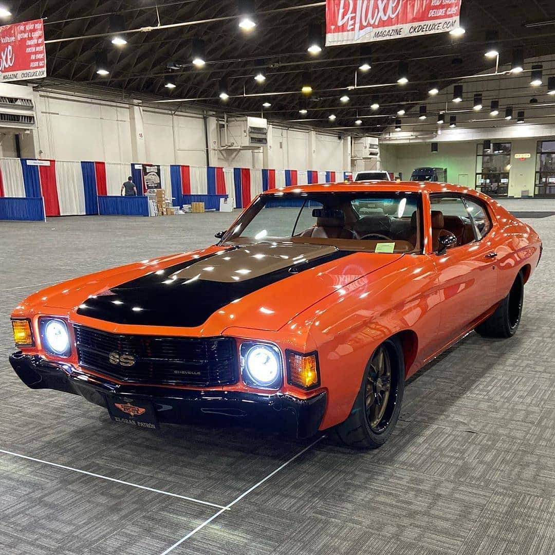 Classics Dailyさんのインスタグラム写真 - (Classics DailyInstagram)「Are you guys getting ready for tomorrow? come to check out El Gran Patrón at the @grandnationalroadstershow.  _ #hotrods #classiccars #customcars #musclecars #americanmusclecars #hotrodsandmusclecars #americanmuscle #classicmuscle #classicchevy  #carshow #hedmanhedders」1月24日 11時00分 - classicsdaily