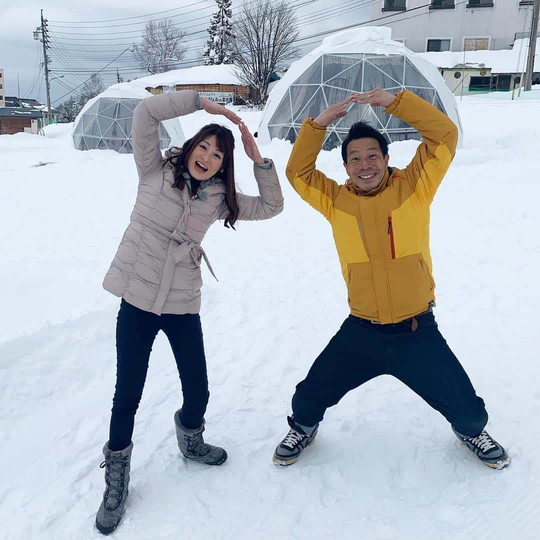 小宮山瑞季さんのインスタグラム写真 - (小宮山瑞季Instagram)「あすのこれダネッ！は、スキー場特集⛷🎿 2020年最新のスキー場情報をお伝えします！！！ ここ最近たっくさんスキー場にいってるんですが、やっぱり雪を見るとテンション上がります～(((o(*ﾟ▽ﾟ*)o)))♥️ ・ 違う番組ですが、末吉くんともスキー場に行きましたよ～😆🙌 2人ともただただ楽しんでます。(笑) ・ #土曜はこれダネッ #スキー場 #skiing #snowboarding #信州スキー #長野県 #スキー場情報 #2020 #ゲレ食 #アクティビティ #お見逃しなく #スキーリゾート #nagano #末吉くん #長野放送 #アナウンサー #小宮山瑞季 #今日のこみぃ」1月24日 12時07分 - komiyama_mizuki