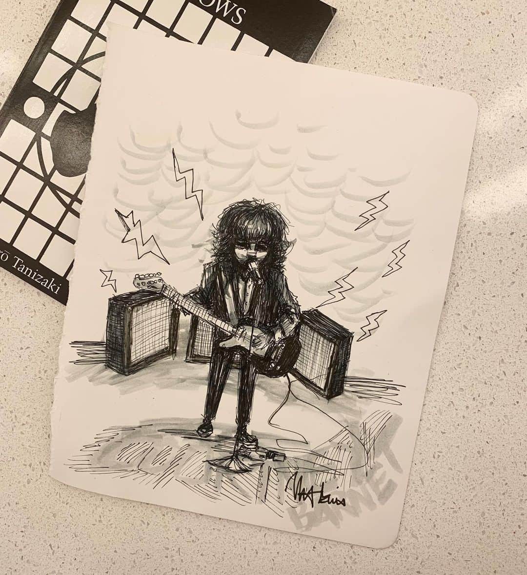 コートニー・バーネットのインスタグラム：「🖤🖤🖤 by @nicoleatkins 21/2/2020」