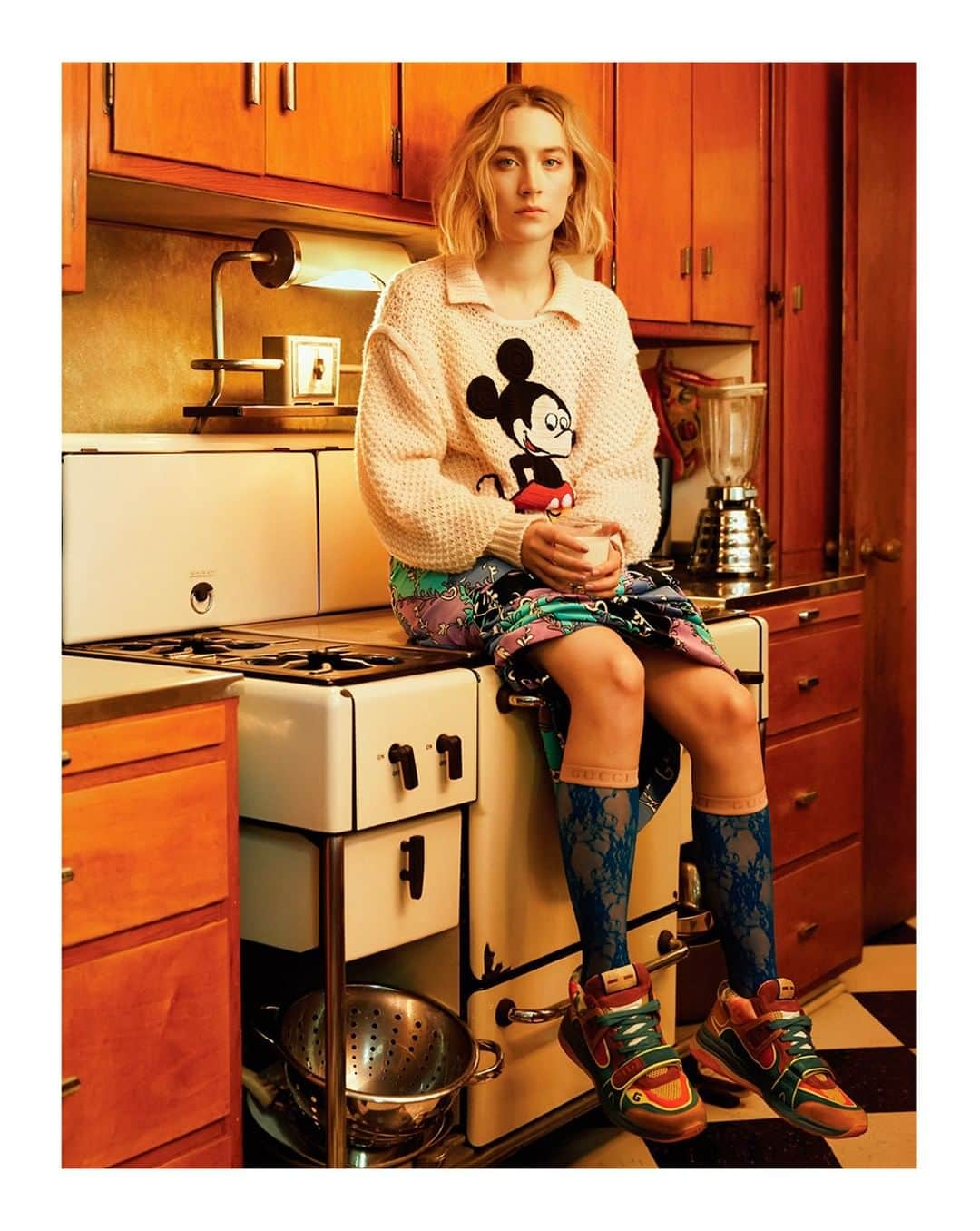 グッチさんのインスタグラム写真 - (グッチInstagram)「@voguekorea’s January issue features #SaoirseRonan wearing a selection of #Gucci pieces including a wool sweater from the #DisneyXGucci collection and the #GucciUltrapace sneakers. @alessandro_michele #AlessandroMichele #GucciEditorials © Disney Photographer: Hyea W. Kang  Stylist: Mijin Kim @modamijin」1月24日 6時00分 - gucci