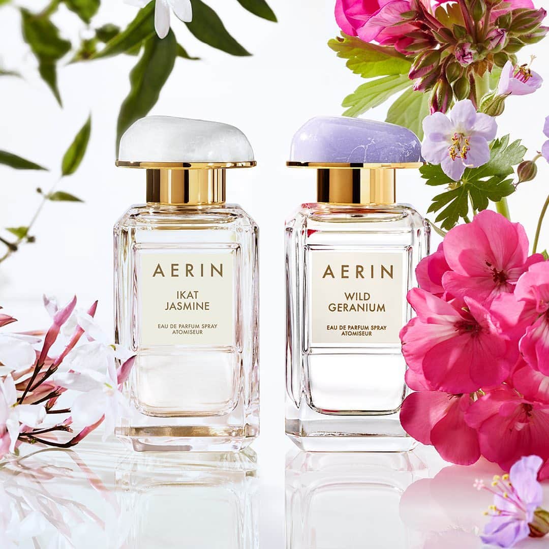エスティローダーさんのインスタグラム写真 - (エスティローダーInstagram)「@AERIN's #WildGeranium is made for sunnier days ☀️. Let this floral-filled fragrance transport you. Pair with Ikat Jasmine for an evocative, crisp green floral blend. #AERINBeauty」1月24日 6時15分 - esteelauder