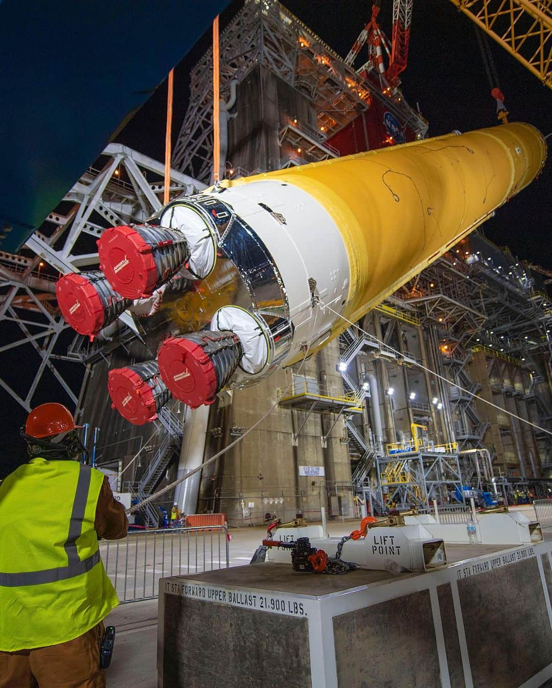 NASAさんのインスタグラム写真 - (NASAInstagram)「Get. Excited. People. ⁣⁣ ⁣⁣ ⁣ America (and the world’s) most powerful rocket is gearing up to check off a major milestone with its Green Run test series. Locked and loaded into its test stand at @NASAStennis, our Space Launch System is being prepped for the first top-to-bottom integrated testing of the stage’s systems prior to its #Artemis Moon mission flights.⁣⁣ ⁣⁣ ⁣ Green Run testing will take place over several months and culminates with an eight-minute, full-duration hot fire of the stage’s four RS-25 engines to generate 2 million pounds of thrust, as during an actual launch. ⁣⁣ ⁣⁣ Image Credit: NASA ⁣ #NASA #Space #GetExcited #Rockets」1月24日 7時16分 - nasa