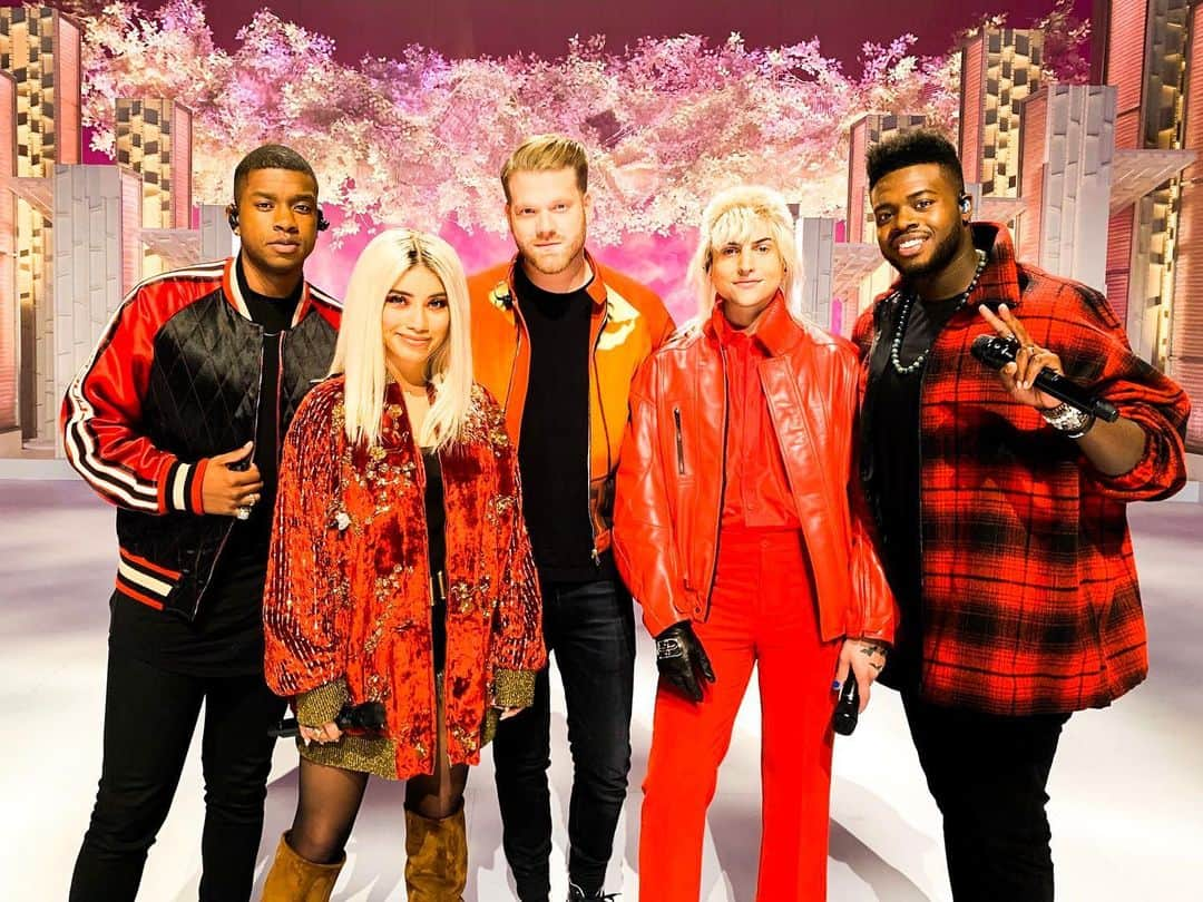 ペンタトニックスさんのインスタグラム写真 - (ペンタトニックスInstagram)「Remembering all the fun we had during our last visit in Japan! We'll be back again next week for #PTXTheWorldTour! #tbt」1月24日 9時16分 - ptxofficial