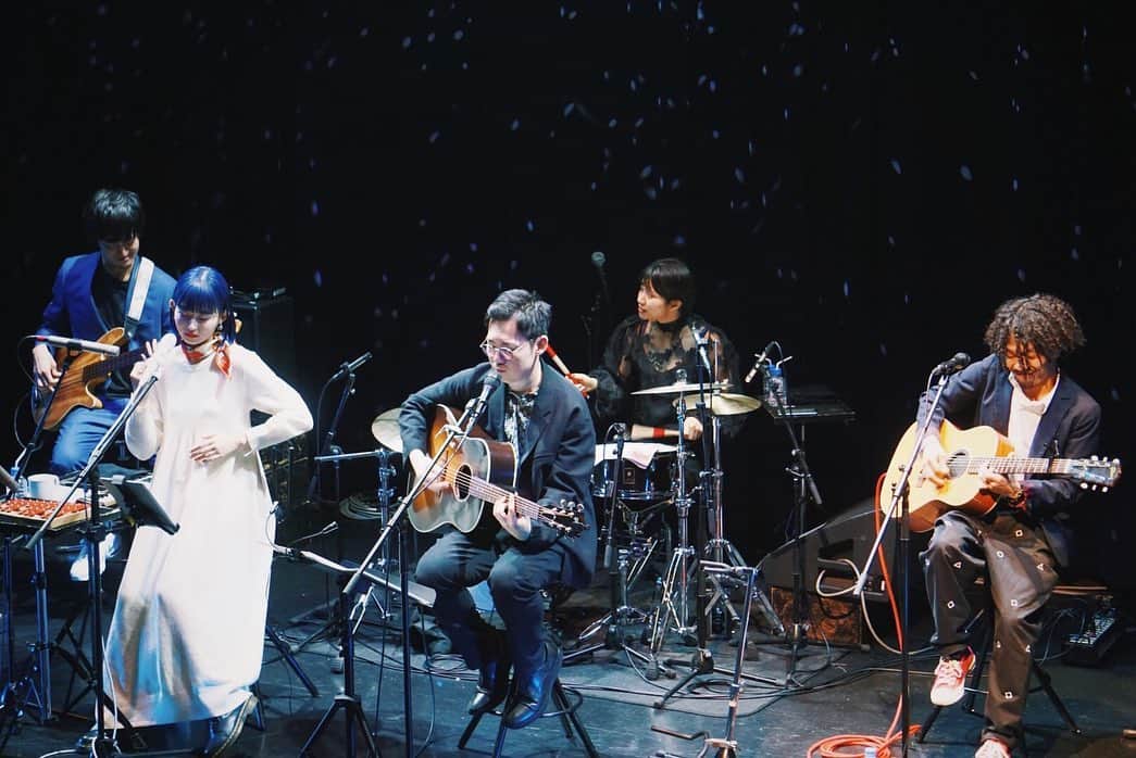 モリシーのインスタグラム：「Awesome Talks acoustic Show 2020 東京ありがとうー！ 毎年billboard LIVE TOKYOで演奏できることをありがたく思います！ #awesomecityclub」