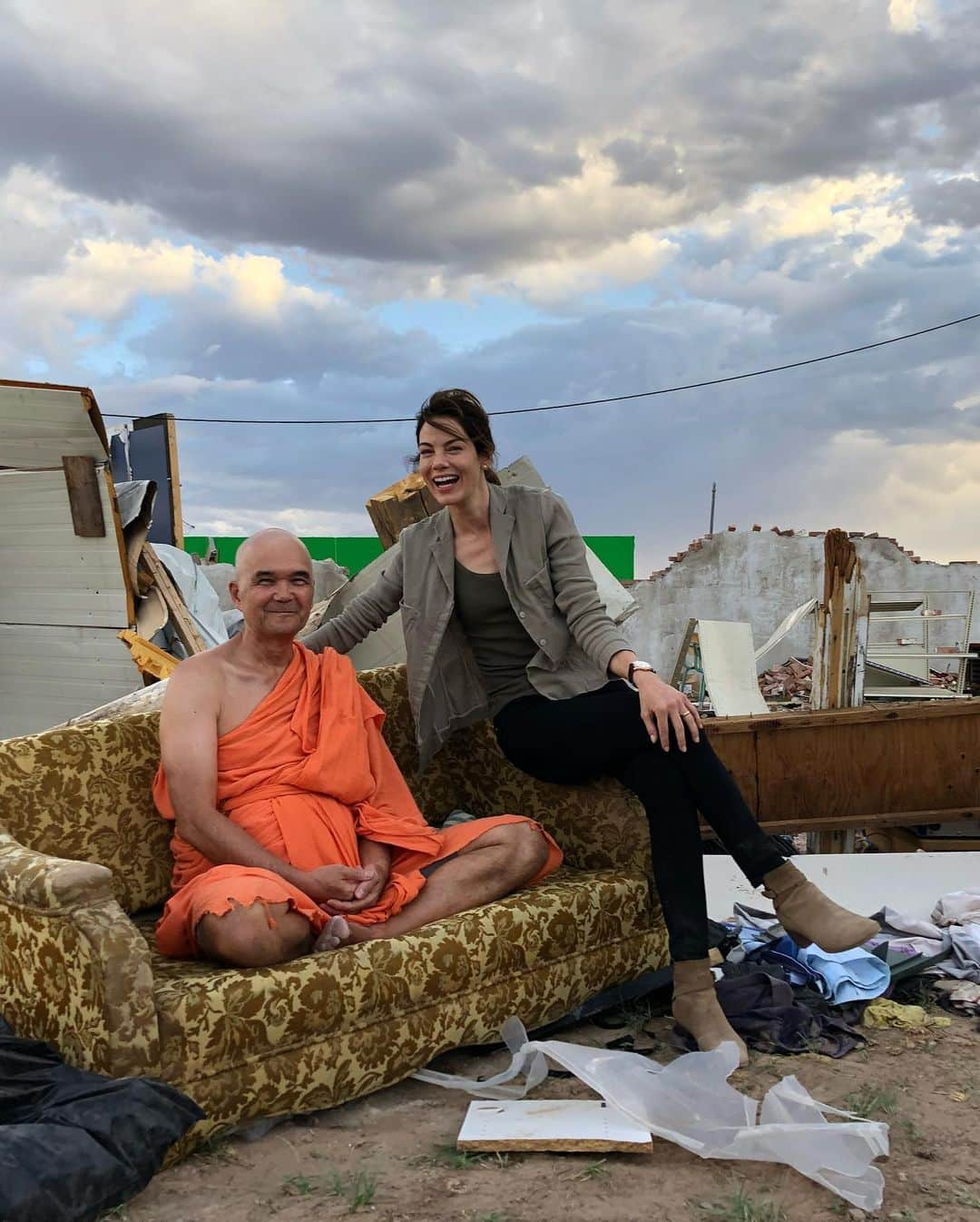 ミシェル・モナハンさんのインスタグラム写真 - (ミシェル・モナハンInstagram)「Here’s a few #bts shots from #Messiah. The tornado set in Dilley, Texas was truly remarkable as were our extras. Mad props to our extraordinary, incomparable production designer CeCe Destefano and our crew for the construction/deconstruction. Nailed it! ❤️#MessiahNetflix #tbt」1月24日 9時56分 - michellemonaghan