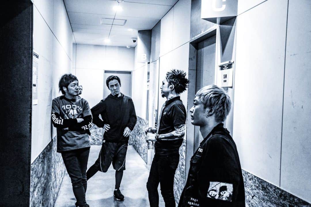 MAH さんのインスタグラム写真 - (MAH Instagram)「#dustbox “The Awakening Tour FINAL SERIES” at Zepp Nagoya.  #SiM #GOOD4NOTHING 📷 @kouhey0622」1月24日 10時09分 - mahfromsim