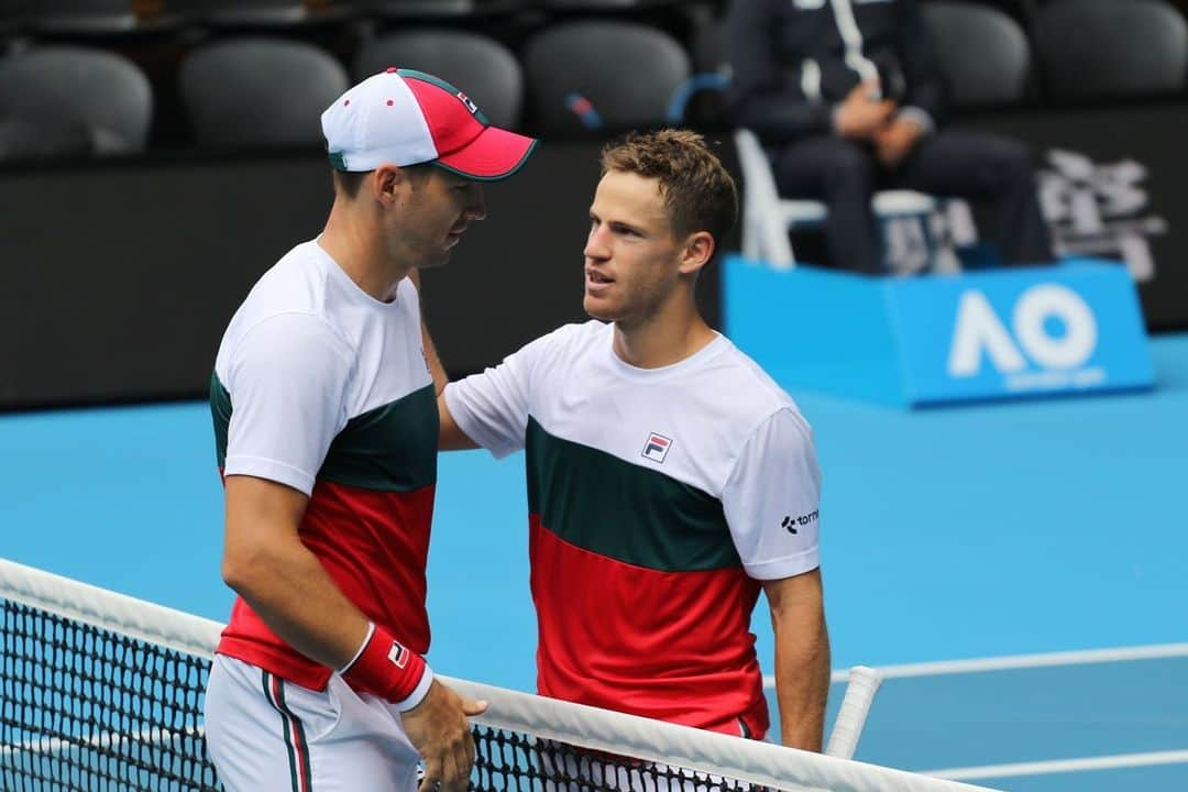 ディエゴ・シュワルツマンさんのインスタグラム写真 - (ディエゴ・シュワルツマンInstagram)「2da semana @australianopen ✅😏🇦🇺 ... 🔜 @djokernole octavos de final」1月24日 20時27分 - dieschwartzman