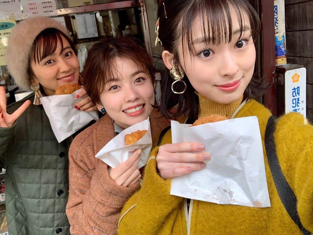 小芝風花さんのインスタグラム写真 - (小芝風花Instagram)「お知らせです📢 1月24日（金） テレビ朝日　25:20〜 「オスカル！はなきんリサーチ」 今夜は「奥渋」をリサーチしております😊 オスカル2度目のロケです〜(｡・・｡) この3人でのロケ楽しいんだぁ☺︎ ぜひご覧ください♪ #オスカルはなきんリサーチ #奥渋」1月24日 20時32分 - fuka_koshiba_official