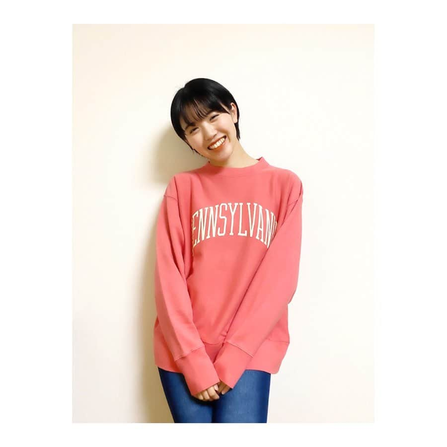 彩香さんのインスタグラム写真 - (彩香Instagram)「＊ Right-onイオンモール下田店さんで 「チェキ&握手会」を開催します👏🏻 ＊ 2枚目3枚目の写真で着ているメンバーカラーのスウェットがイベント対象アイテムになっているので、是非お揃いのスウェットをゲットして、一緒に写真を撮りましょう💕 日付:2月11日 時間:13:00〜 場所:イオンモール下田2F イオンホール前広場 ＊ ＊ ＊ #righton#rightonpr#ライトオン#ライトオンコーデ#fashion#ファッション#righton amekaji#amekaji#amecaji#アメカジ#アメカジ女子#アメカジコーデ#イオンモール下田店#ringomusume」1月24日 20時39分 - saika_ringomusume